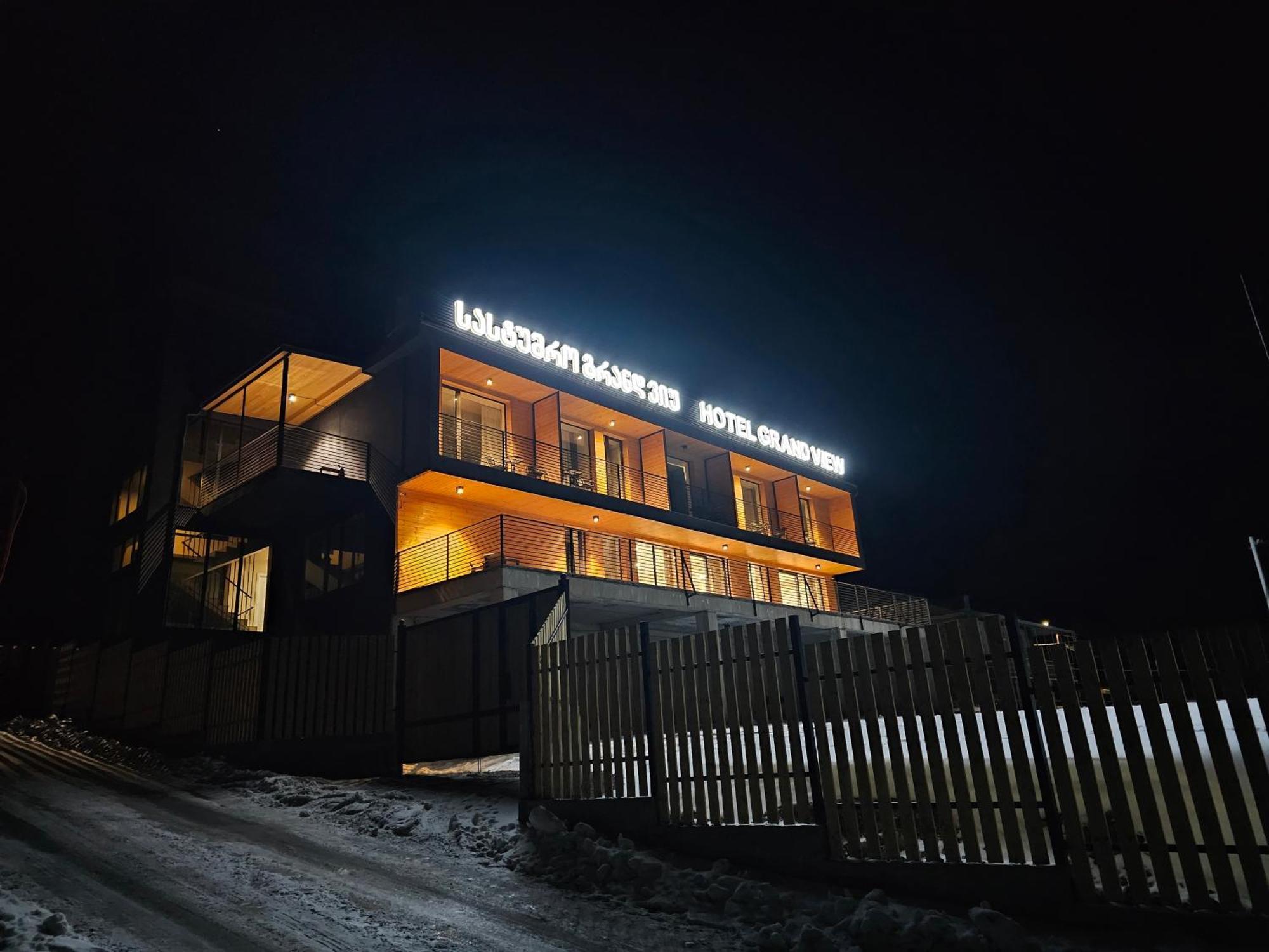 Kazbegi Hotel Grand View Exterior photo