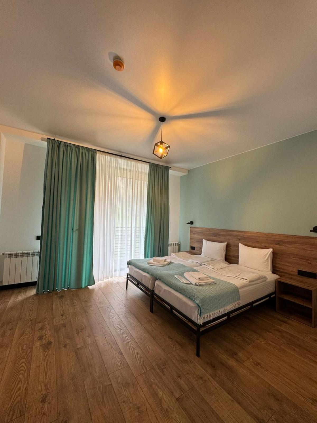 Kazbegi Hotel Grand View Exterior photo