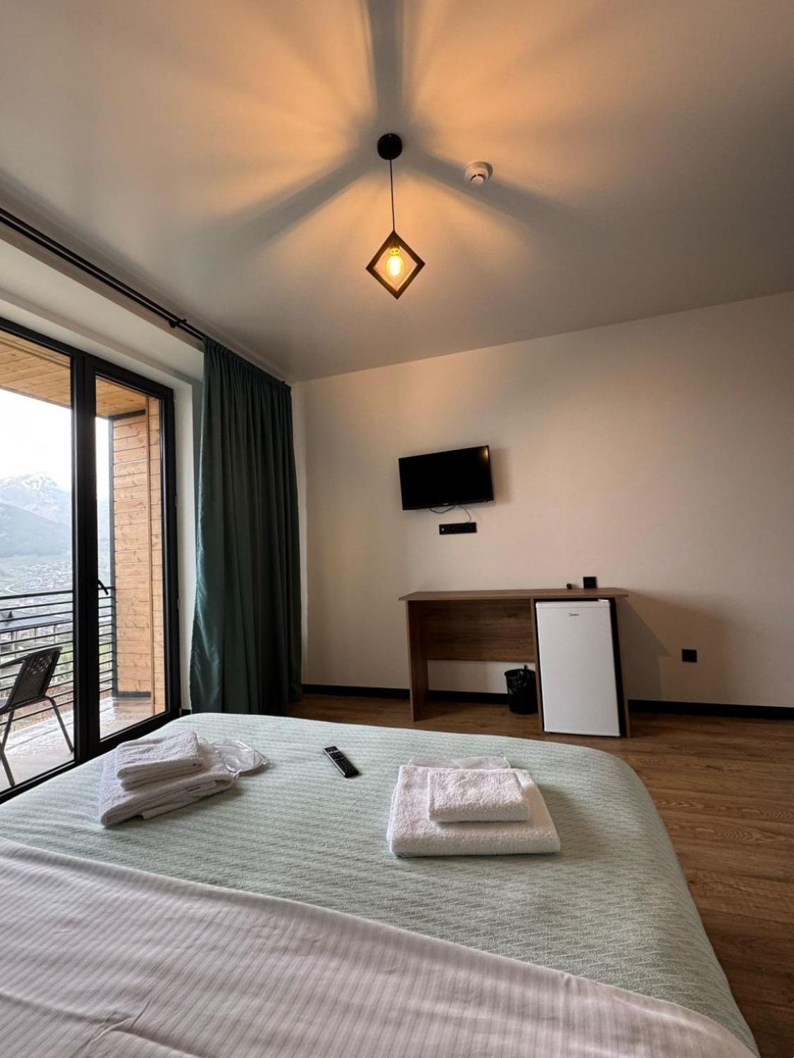 Kazbegi Hotel Grand View Exterior photo